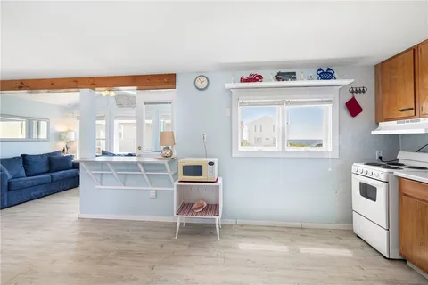 $1,200,000 | 11 Woodruff Street, Narragansett, RI 02882