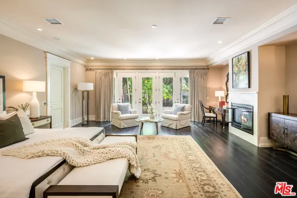 $39,900 | 1350 Benedict Canyon Drive, Beverly Hills, CA 90210