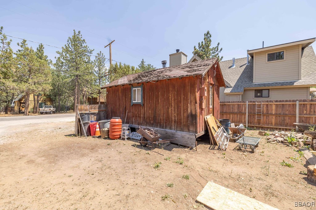 614 Sunset Lane Sugarloaf, CA 92386 - Photo 4 of 6 a view of outdoor space with seating area