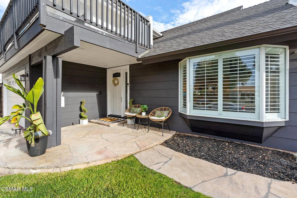 3910 Downey Court Simi Valley, CA 93063 - Photo 2 of 20