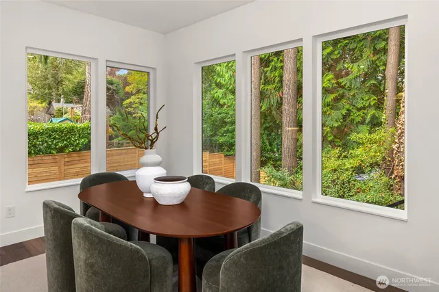 $4,395,000 | 10620 Northeast 28th Place, Bellevue, WA 98004