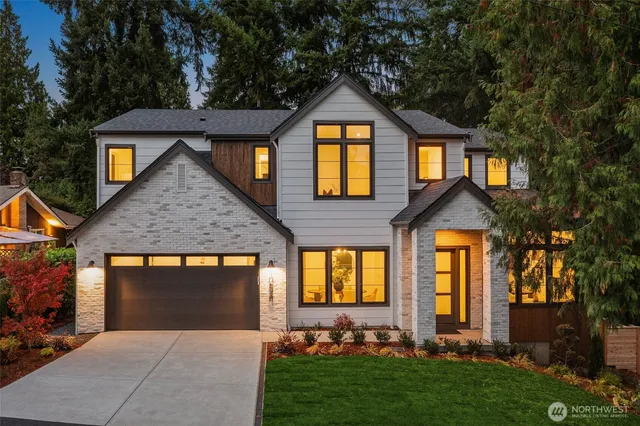 $4,395,000 | 10620 Northeast 28th Place, Bellevue, WA 98004