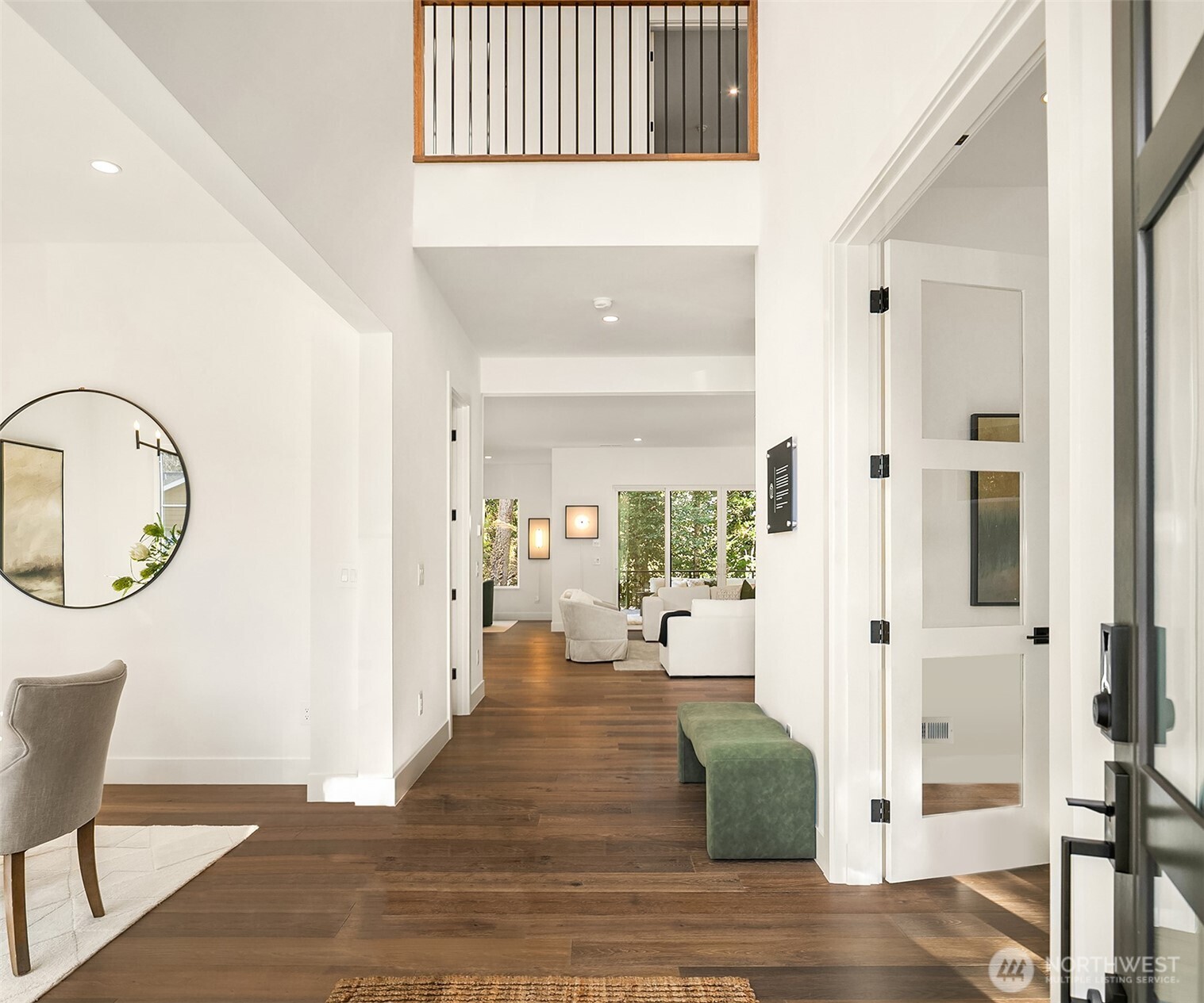 10620 Northeast 28th Place Bellevue, WA 98004 - Photo 3 of 40