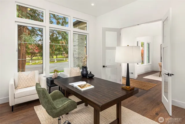 $4,395,000 | 10620 Northeast 28th Place, Bellevue, WA 98004