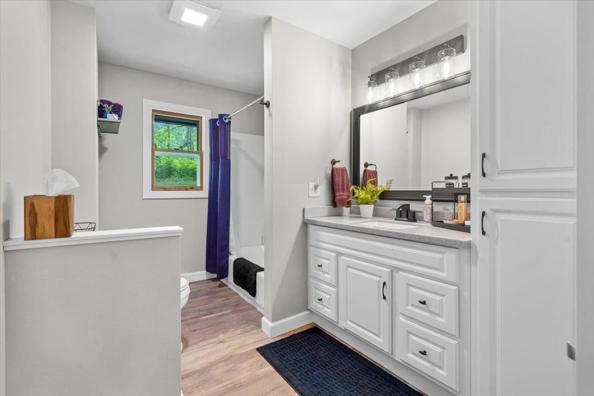 1438 Arrowhead Road Mount Vernon, IA 52314 - Photo 24 of 46 Gallery Image 24
