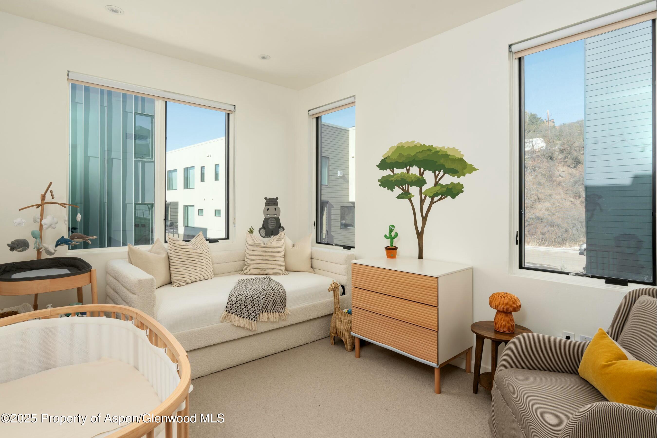 22860 2 Rivers Road, Unit 270 Basalt, CO 81621 - Photo 11 of 17 Guest Bedroom
