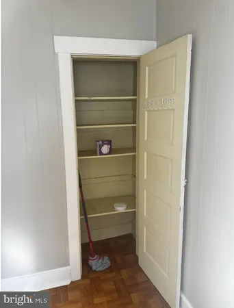 a room with a closet