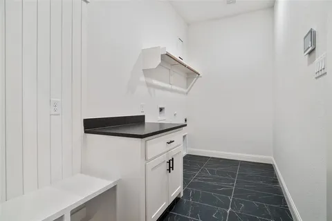 $419,500 | 117 Sammy Street, Godley, TX 76044