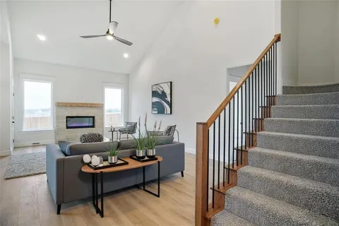 $419,500 | 117 Sammy Street, Godley, TX 76044