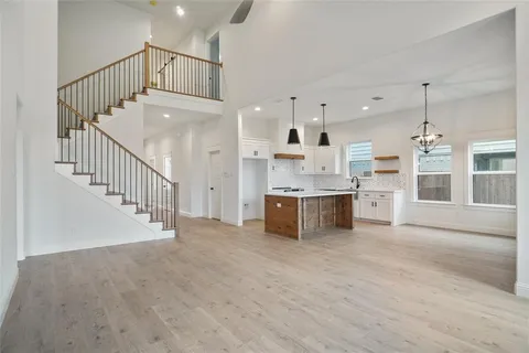 $419,500 | 117 Sammy Street, Godley, TX 76044