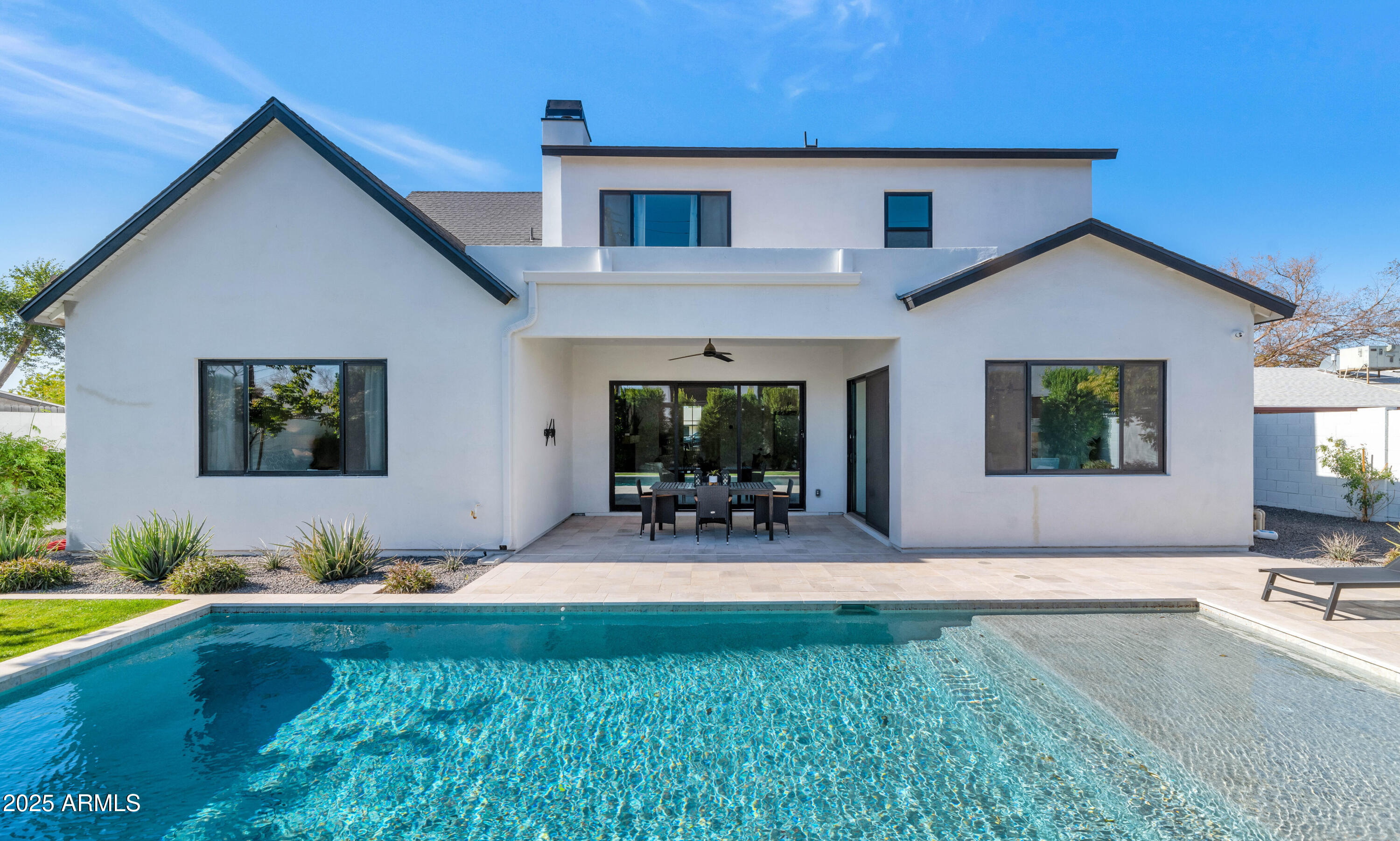 4511 North 38th Place Phoenix, AZ 85018 - Photo 26 of 32 4511 N 38th Pl-print-030-003-TOD2237-420