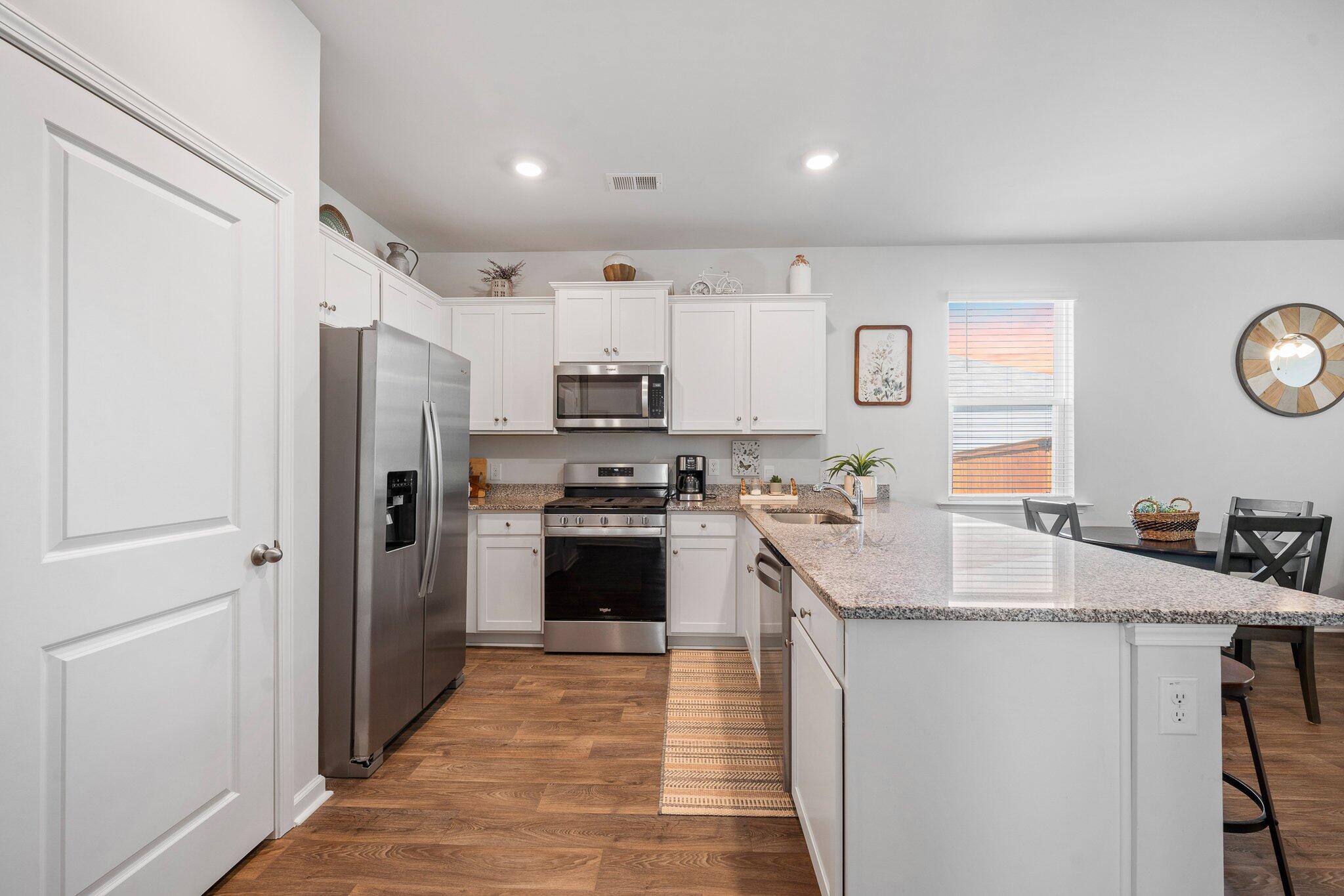 133 Ivory Shadow Road Summerville, SC 29486 - Photo 5 of 30 5-web-or-mls-BARCLAY MEDIA CO v2-9
