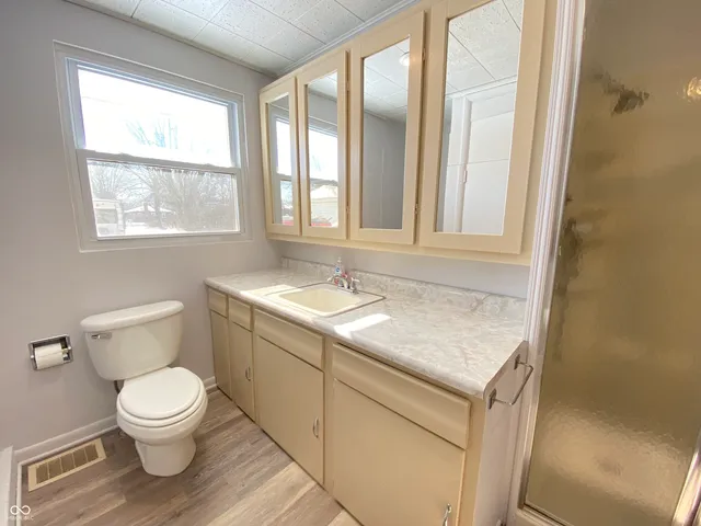 $224,900 | 1120 Maple Street, Mitchell, IN 47446