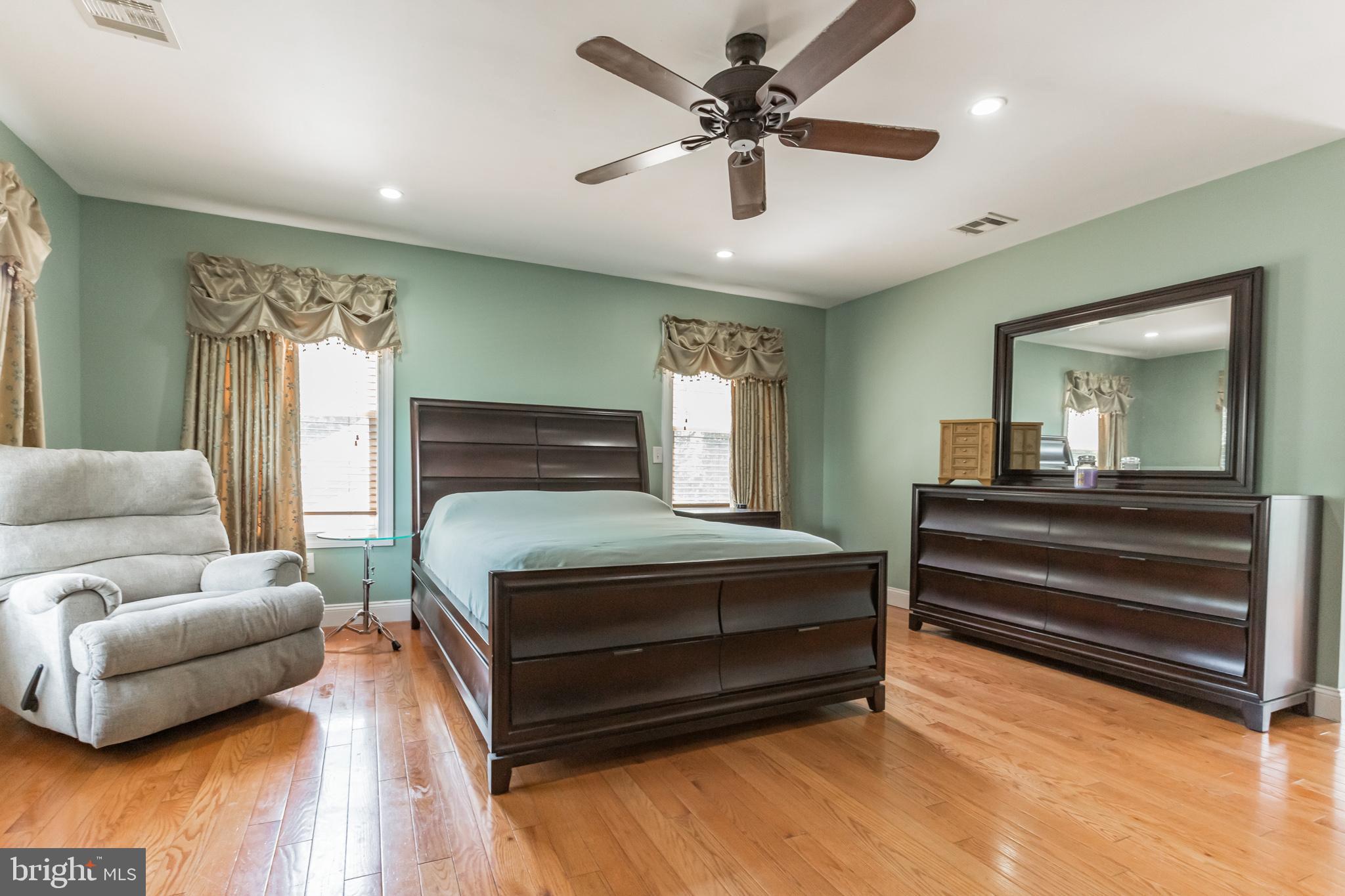 1108 Rural Avenue Voorhees, NJ 08043 - Photo 19 of 33 Gallery Image 19