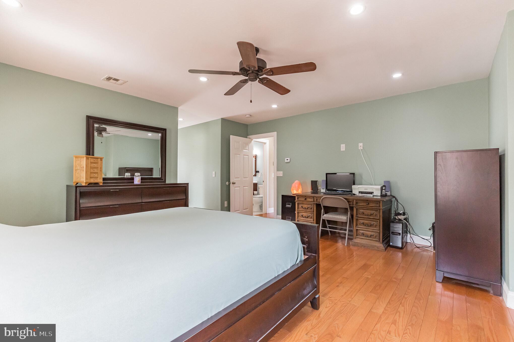 1108 Rural Avenue Voorhees, NJ 08043 - Photo 20 of 33 Gallery Image 20