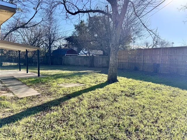 $1,995 | 141 Northwest Jayellen Avenue, Burleson, TX 76028