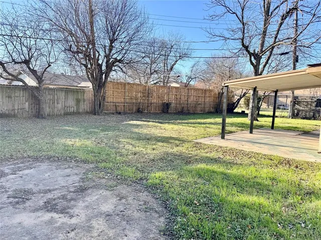 $1,995 | 141 Northwest Jayellen Avenue, Burleson, TX 76028