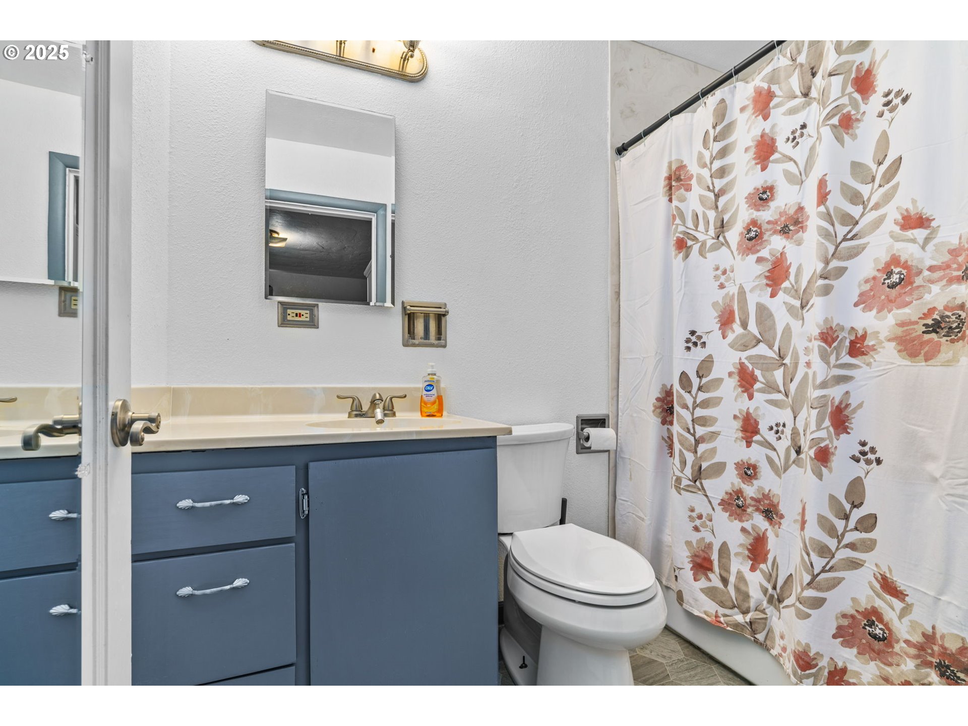 1792 Hayden Bridge Road Springfield, OR 97477 - Photo 15 of 31