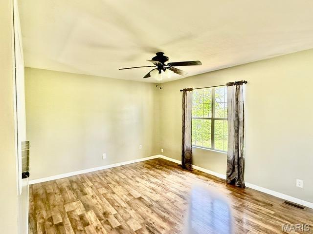 1026 Madison 9285 Fredericktown, MO 63645 - Photo 21 of 33