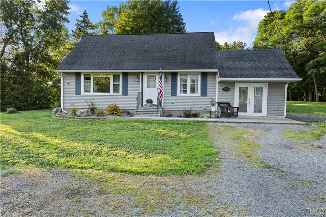 $275,000 | 7336 Wheatley Road, Cicero, NY 13057