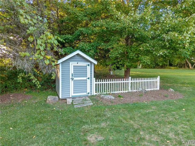 $275,000 | 7336 Wheatley Road, Cicero, NY 13057