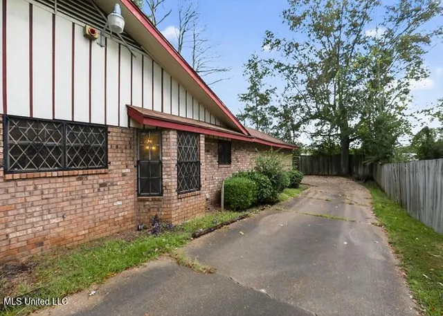 $60,800 | 3223 Copperfield Street, Jackson, MS 39209