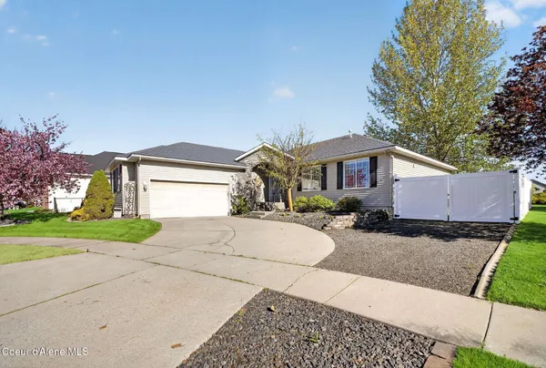 $525,000 | 425 East Titanium Court, Post Falls, ID 83854