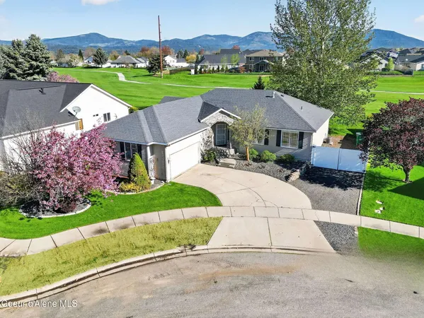 $525,000 | 425 East Titanium Court, Post Falls, ID 83854