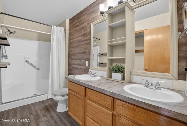 $525,000 | 425 East Titanium Court, Post Falls, ID 83854