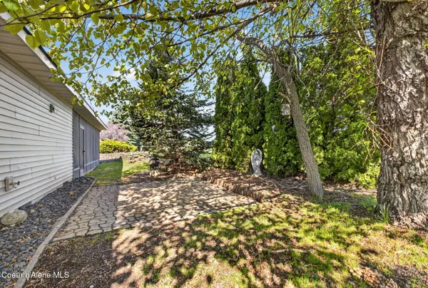 $525,000 | 425 East Titanium Court, Post Falls, ID 83854