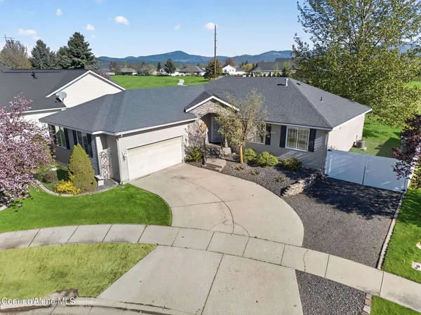$525,000 | 425 East Titanium Court, Post Falls, ID 83854