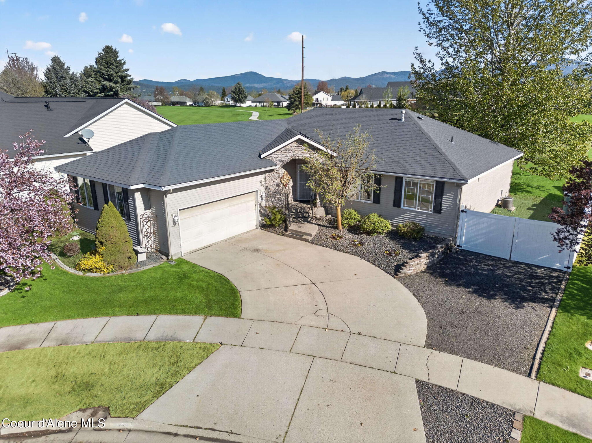 425 East Titanium Court Post Falls, ID 83854 - Photo 8 of 44 8-web-or-mls-008_DJI_0719