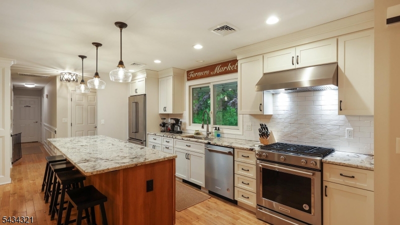 383 Tunnel Road Asbury, NJ 08802 - Photo 8 of 22