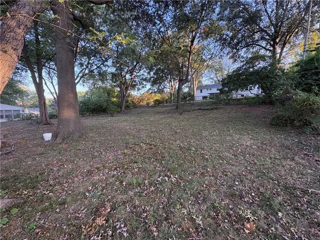 $329,900 | 1001 West 93 Street, Kansas City, MO 64114