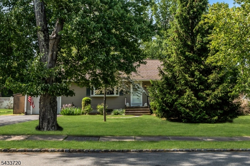 79 Dean Road Mendham, NJ 07945 - Photo 1 of 32