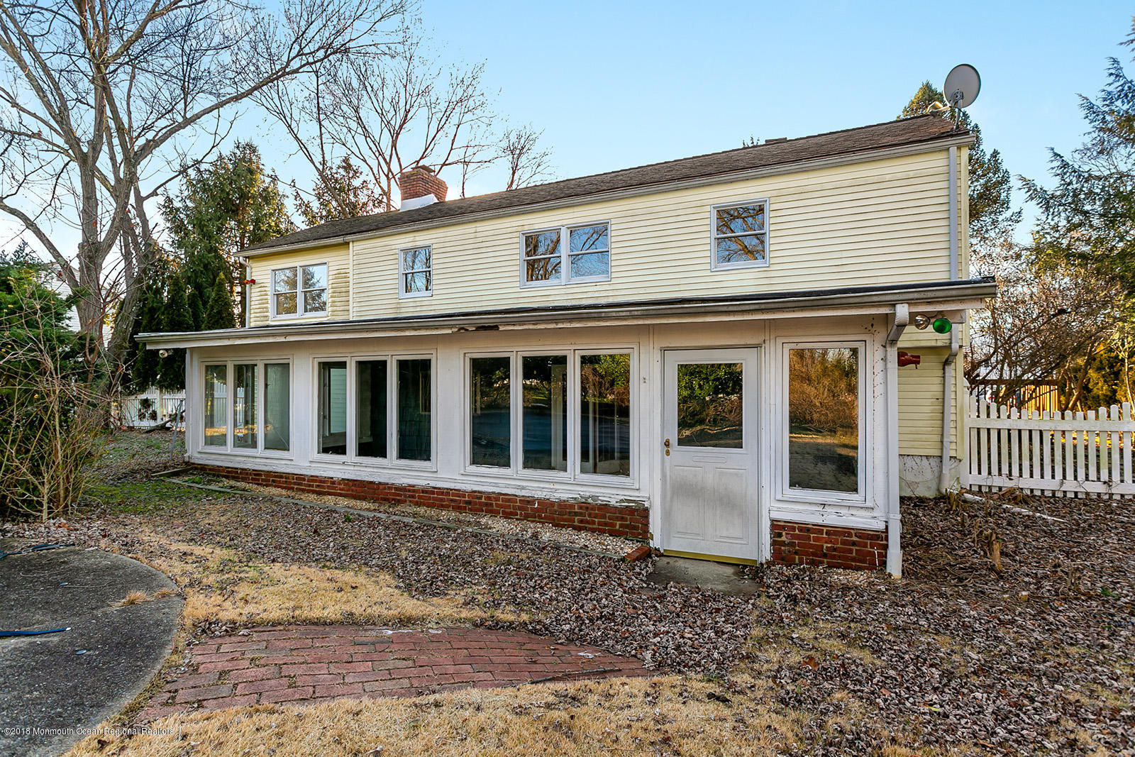 16 Old Manor Road Holmdel, NJ 07733 - Photo 20 of 22 028