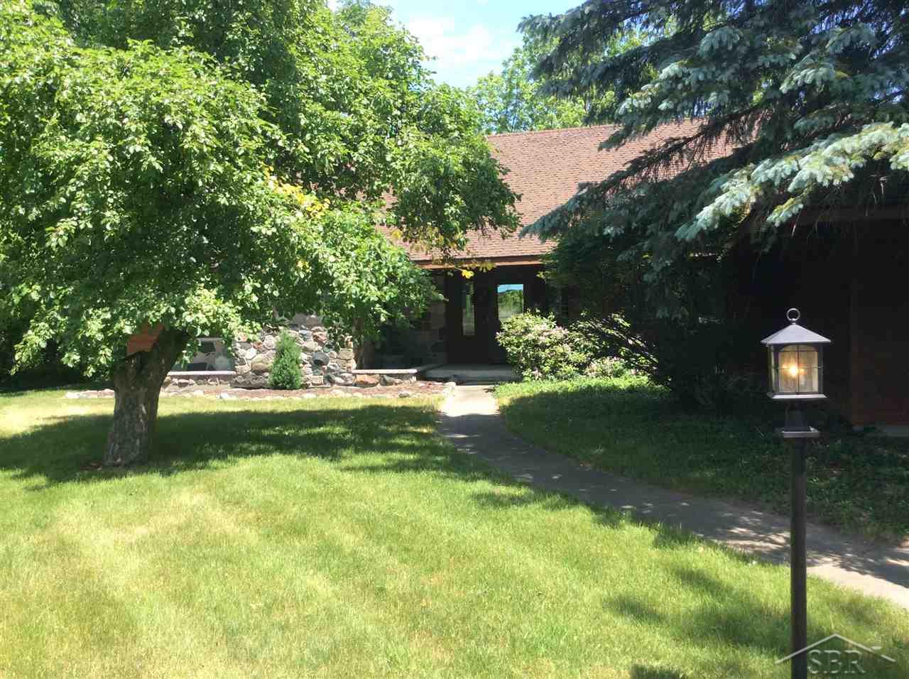 680 North Orr Road Saginaw, MI 48609 - Photo 3 of 42