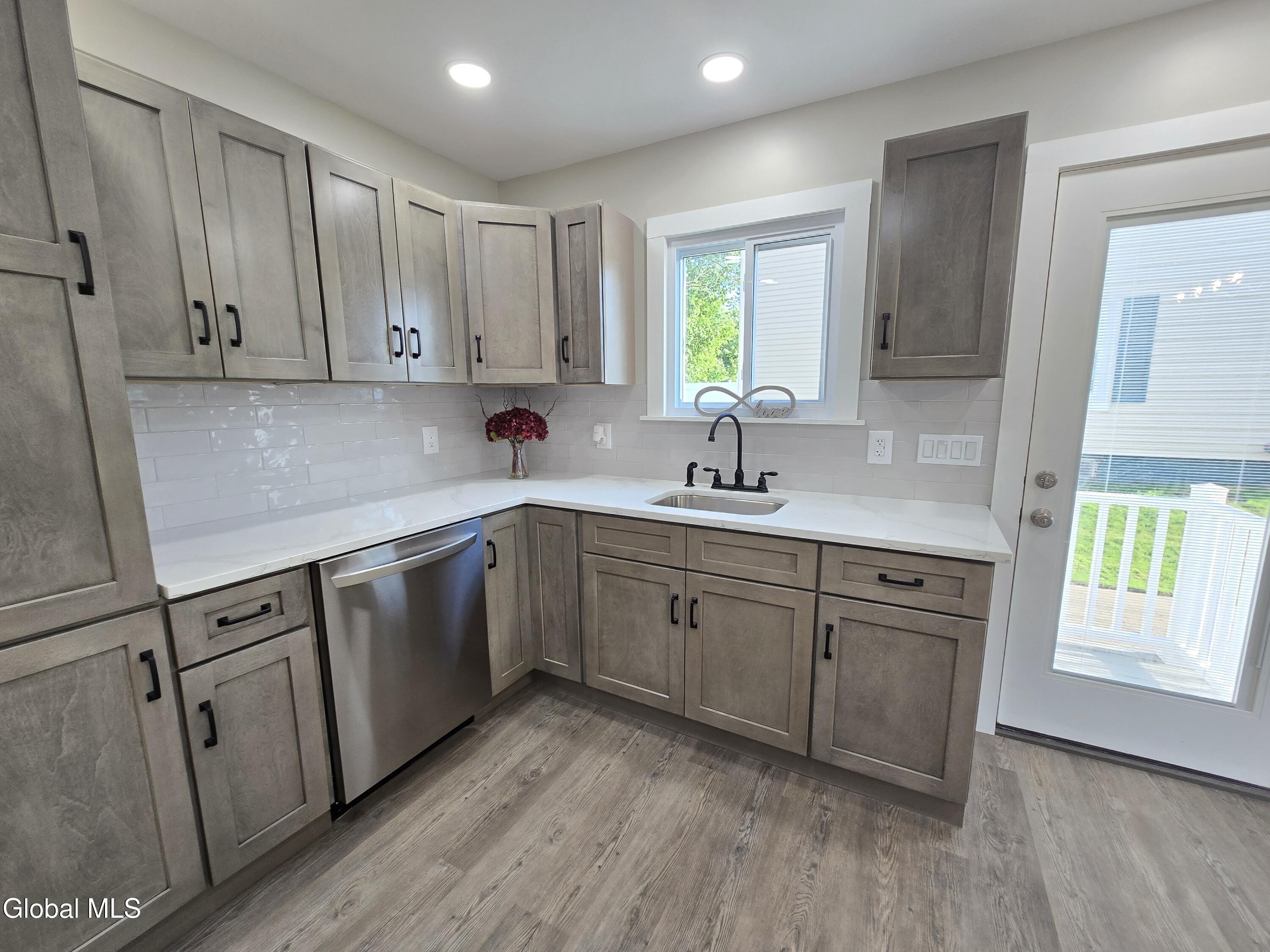 103 Zanella Road Amsterdam, NY 12010 - Photo 9 of 22 Kitchen