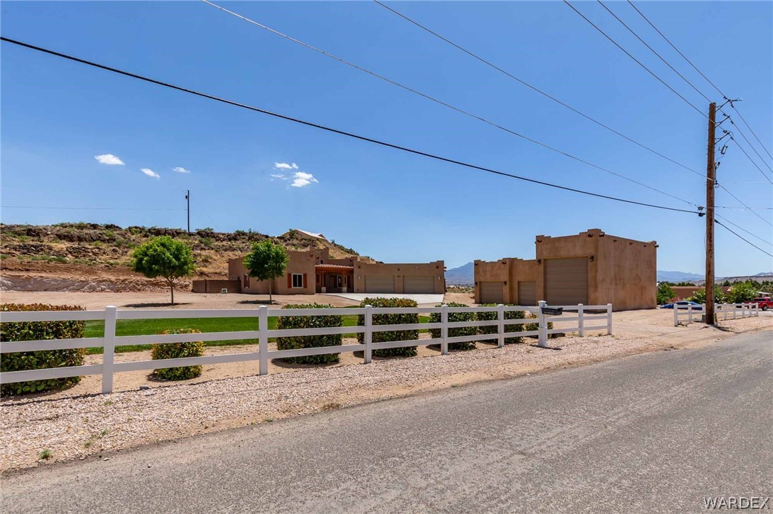 3660 Hodges Road Kingman, AZ 86409 - Photo 3 of 47 Gallery Image 3