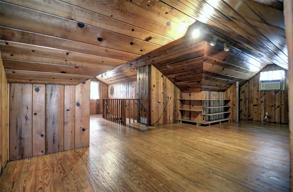 5419 Longview Street Dallas, TX 75206 - Photo 27 of 32 a view of room with wooden ceiling