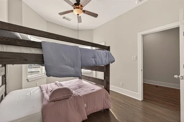 $2,900 | 2020 McGowen Street, Unit O, Houston, TX 77004