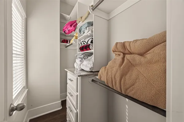 $2,900 | 2020 McGowen Street, Unit O, Houston, TX 77004