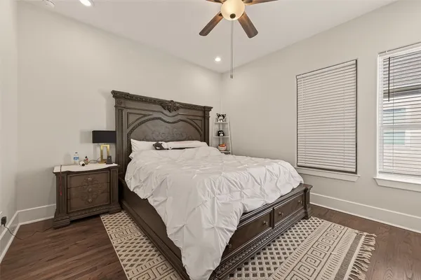 $2,900 | 2020 McGowen Street, Unit O, Houston, TX 77004