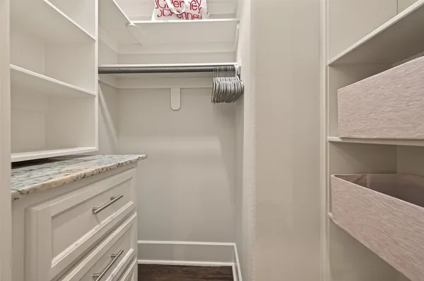 $2,900 | 2020 McGowen Street, Unit O, Houston, TX 77004