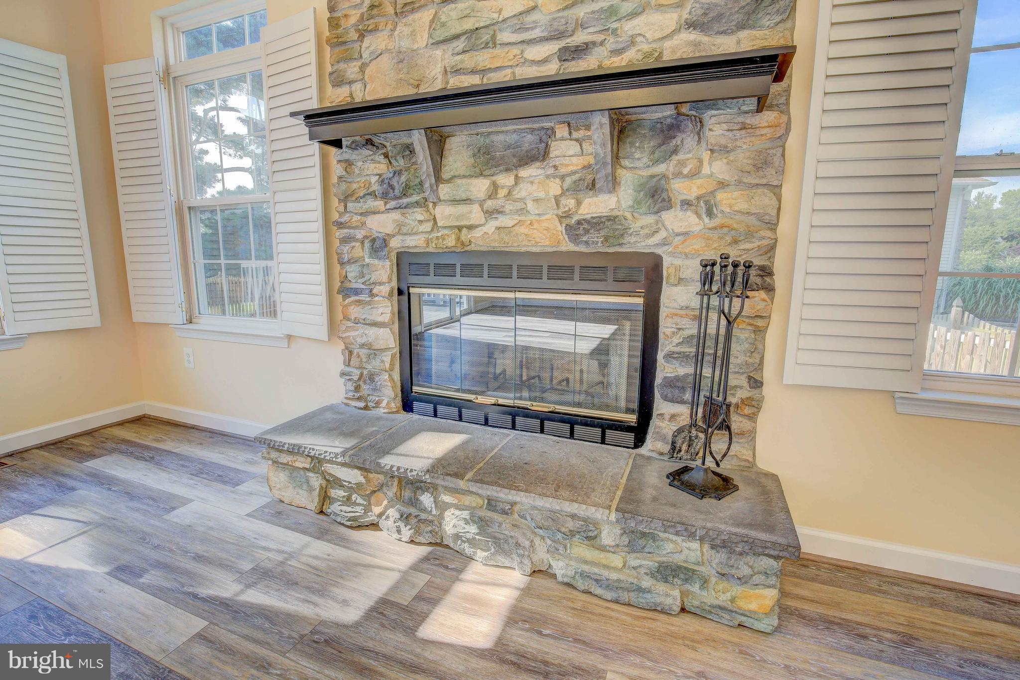 3340 Evans Road Huntingtown, MD 20639 - Photo 8 of 28 Family Room
