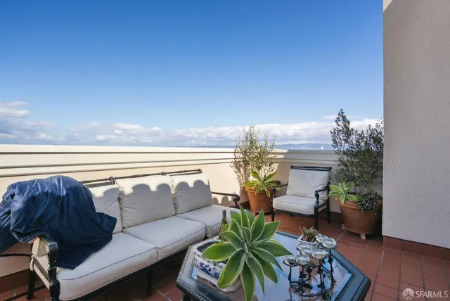 $3,150,000 | 165 Francisco Street, Unit 11, San Francisco, CA 94133