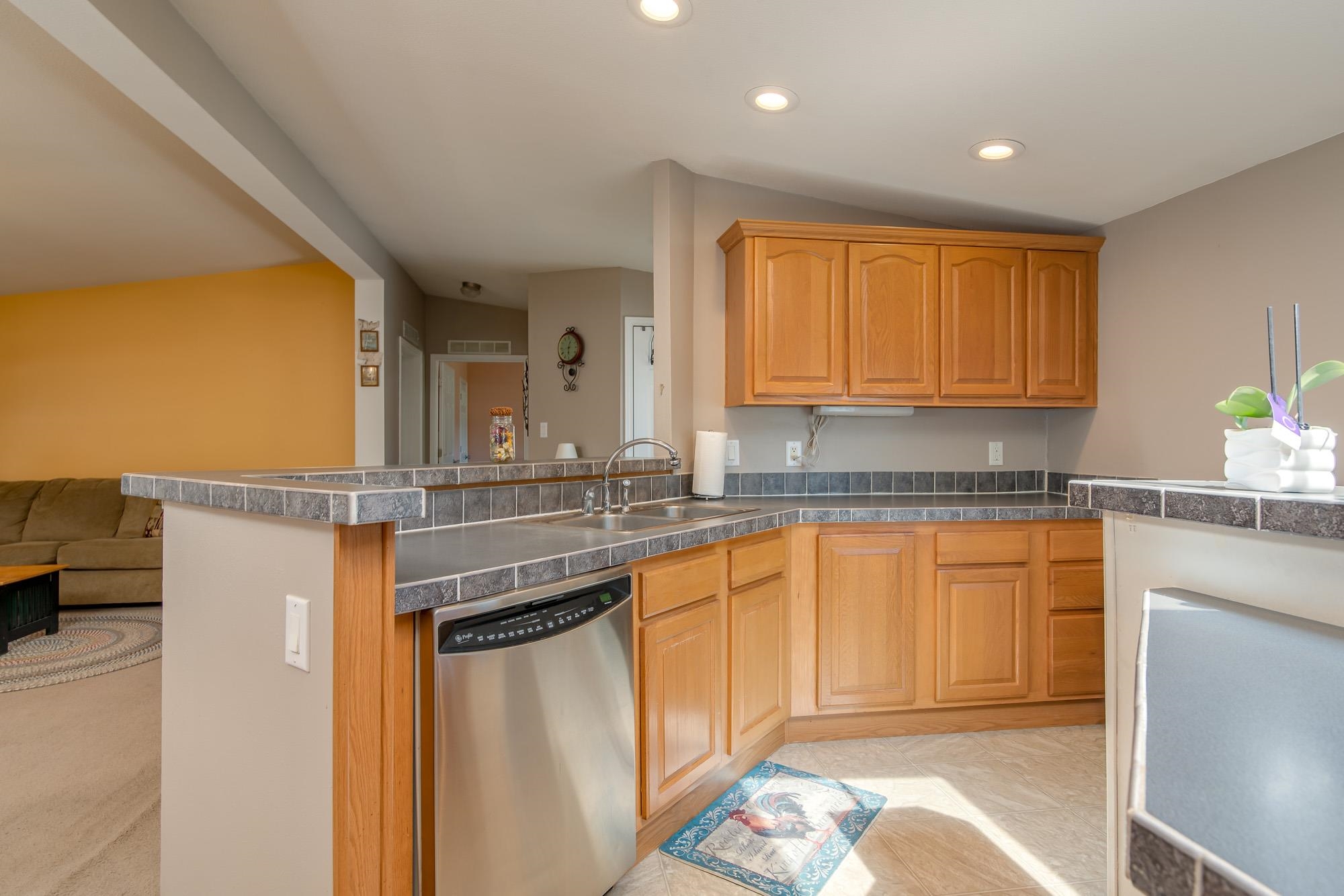 35 Sagebrush Drive Rochester, NH 03867 - Photo 19 of 40