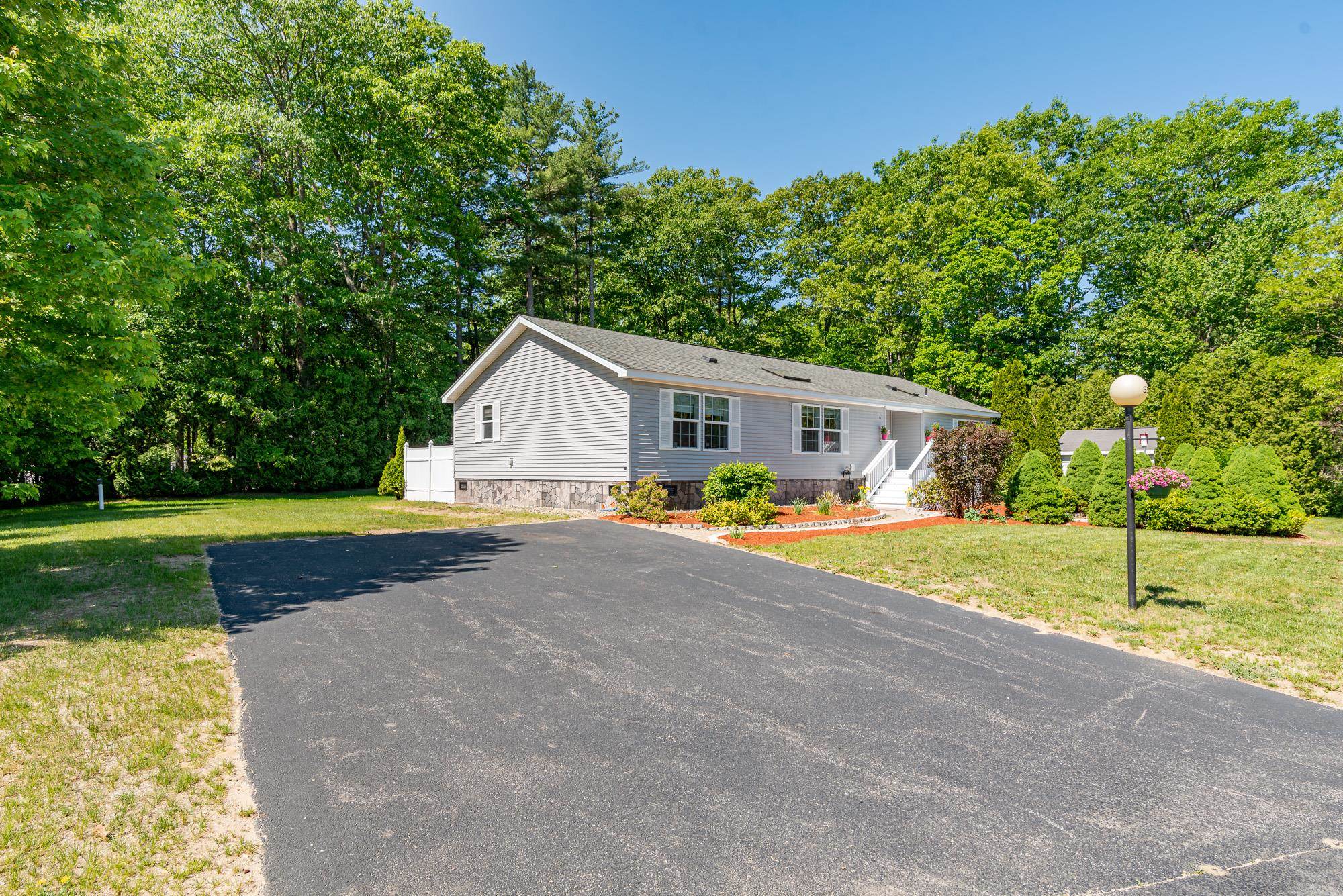 35 Sagebrush Drive Rochester, NH 03867 - Photo 5 of 40