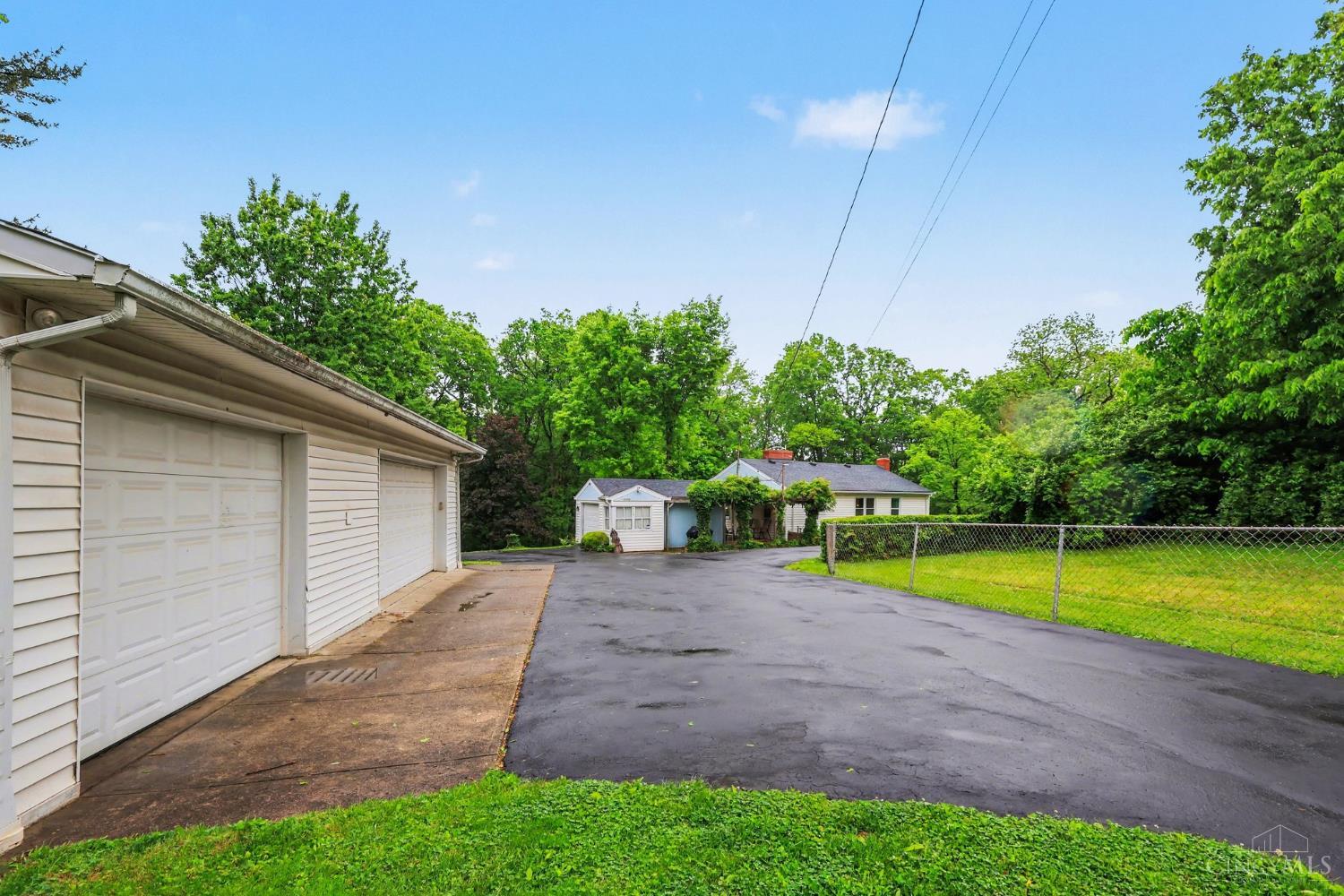 538 Roebling Road Cincinnati, OH 45238 - Photo 31 of 36 Gallery Image 31