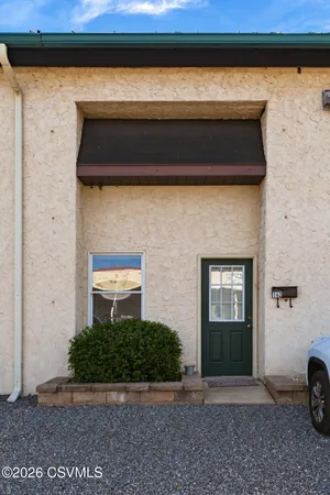 $1,200 | 142 East 9th Street, Bloomsburg, PA 17815